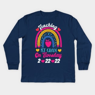 Happy Twosday Tuesday February 22nd 2022 - Funny 2/22/22 Souvenir Gift Kids Long Sleeve T-Shirt